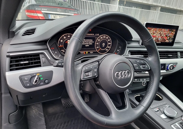 Audi A4 cena 99900 przebieg: 69731, rok produkcji 2018 z Warszawa małe 631